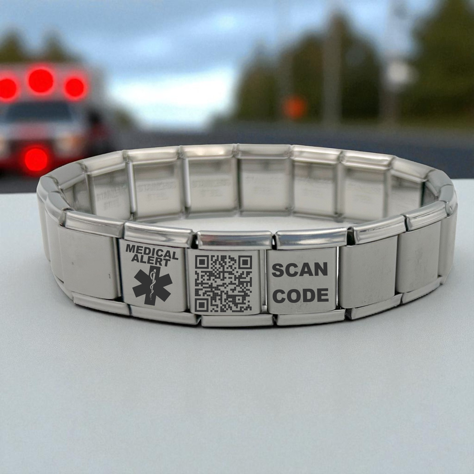 Medical ID QR 13mm Italian Charm Bracelet