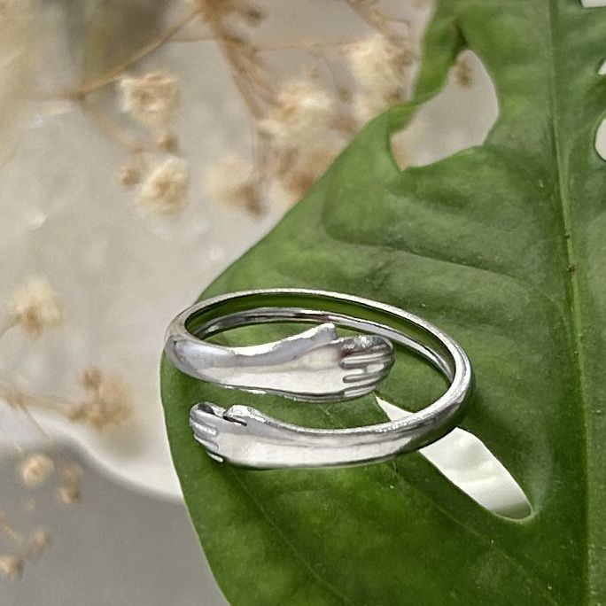 Hug Rings Bentoit Adjustable Hug Ring – Charmed Jewellery