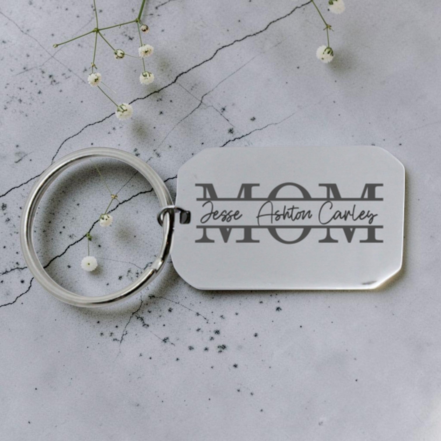 MOM Personalized Names Engraved Keyring
